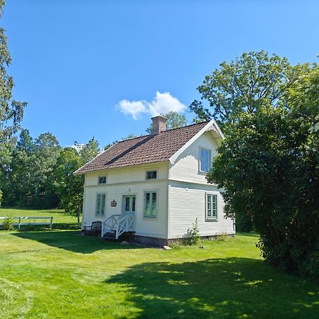Villa Lilla Backen Hjo Esterno foto